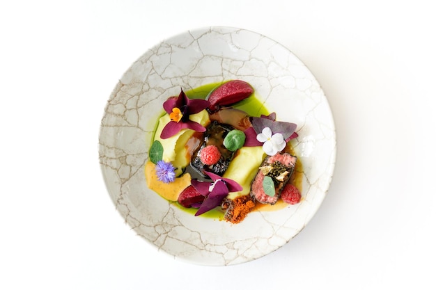 Čerstvé jedlo na tanieri